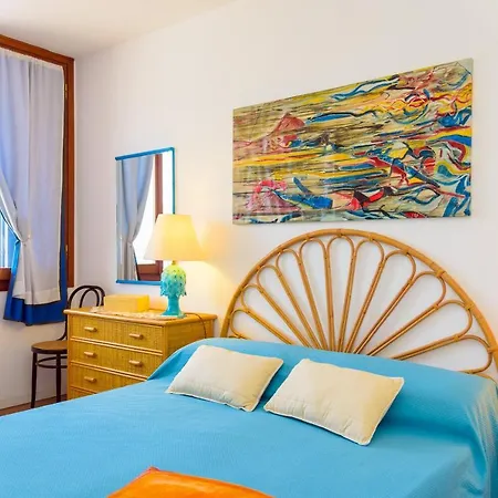 Apartment Lo Scoglio *